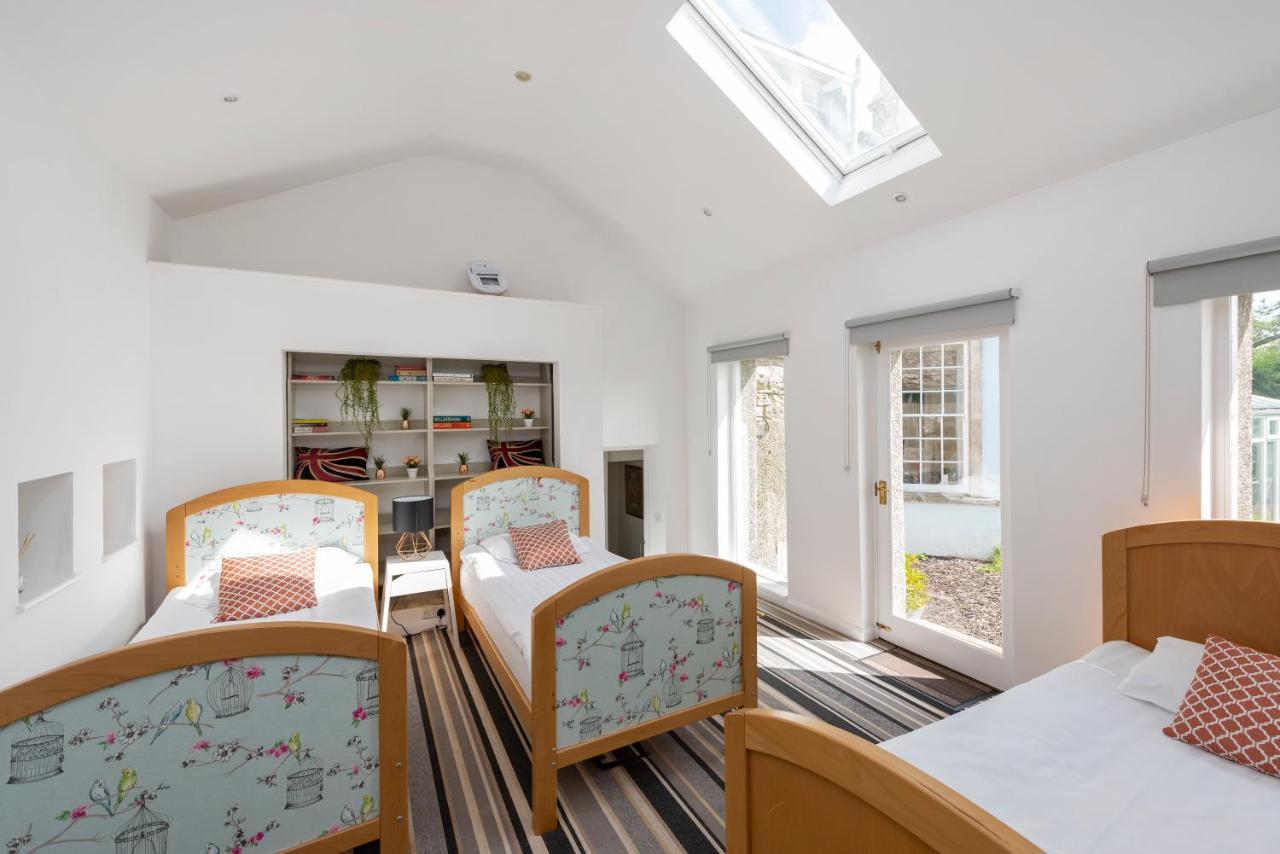 Cotswold Manor House - Country House Retreat With Hot Tub, Ideal For Large Groups Petty France Dış mekan fotoğraf