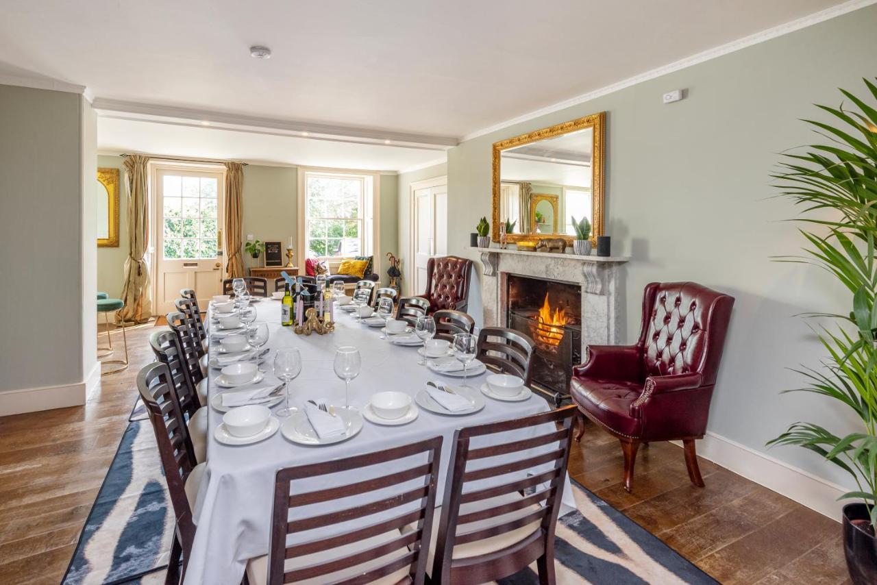 Cotswold Manor House - Country House Retreat With Hot Tub, Ideal For Large Groups Petty France Dış mekan fotoğraf