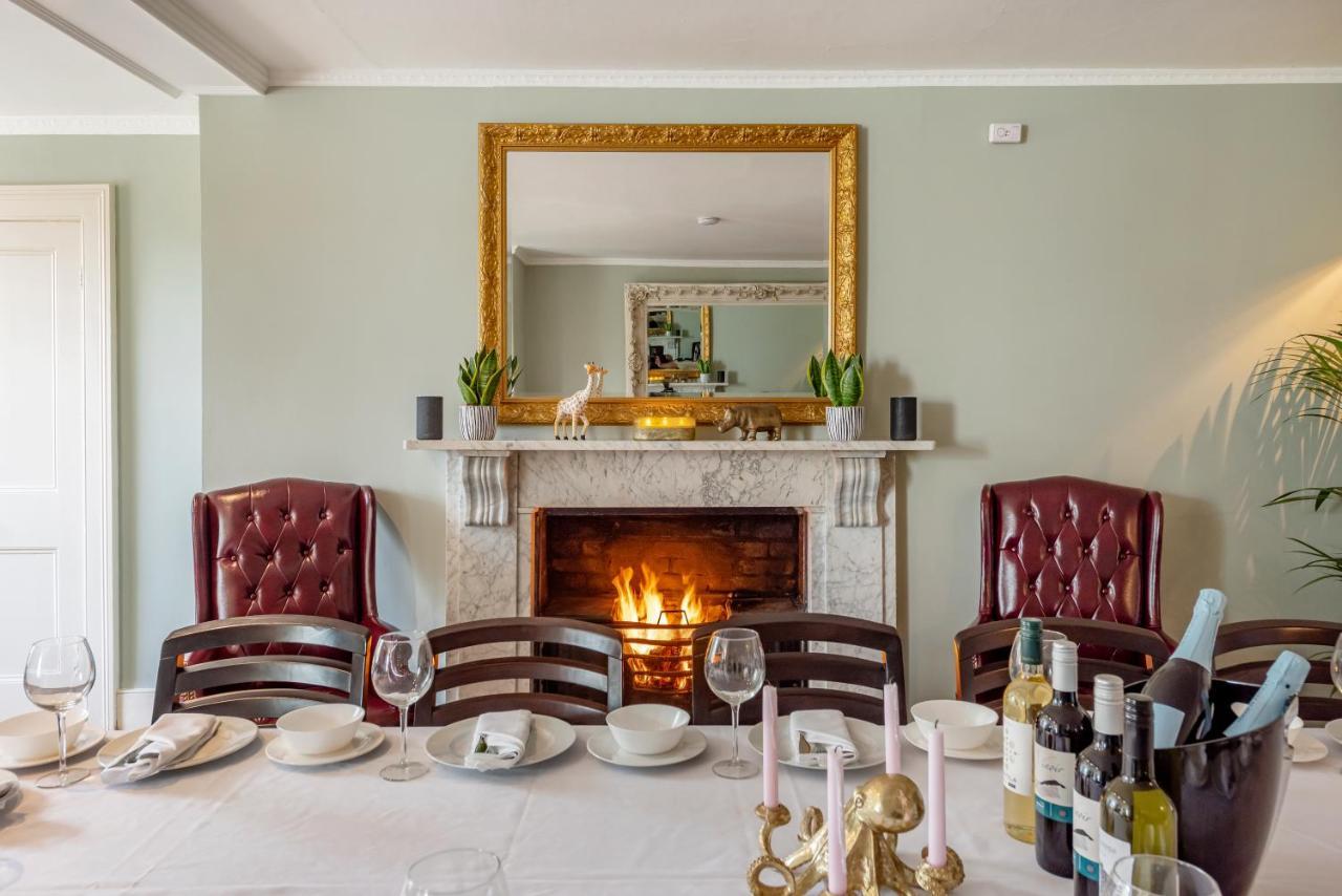 Cotswold Manor House - Country House Retreat With Hot Tub, Ideal For Large Groups Petty France Dış mekan fotoğraf