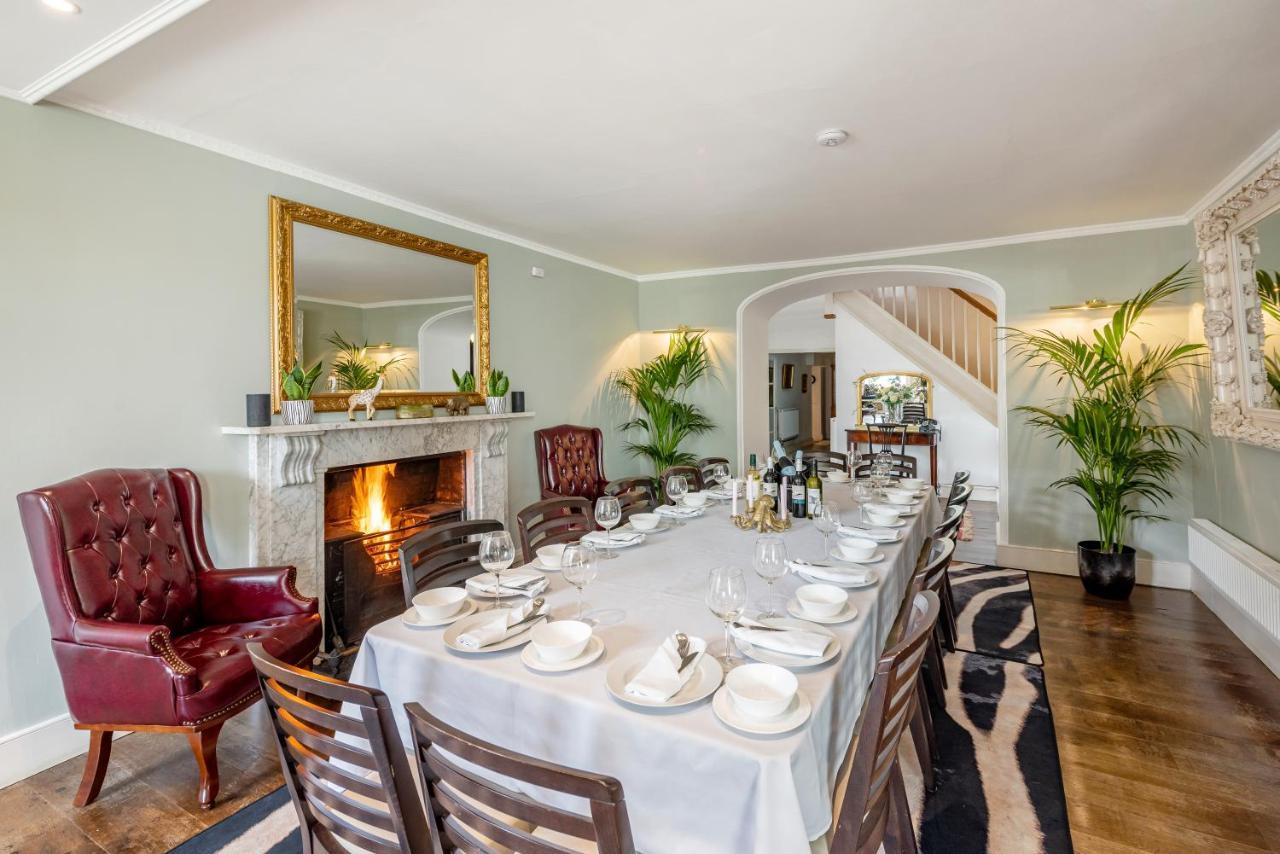 Cotswold Manor House - Country House Retreat With Hot Tub, Ideal For Large Groups Petty France Dış mekan fotoğraf