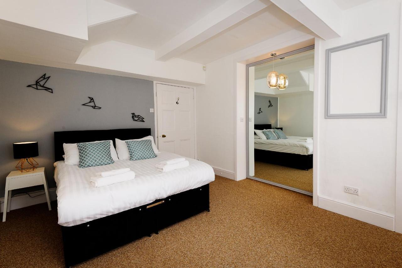 Cotswold Manor House - Country House Retreat With Hot Tub, Ideal For Large Groups Petty France Dış mekan fotoğraf