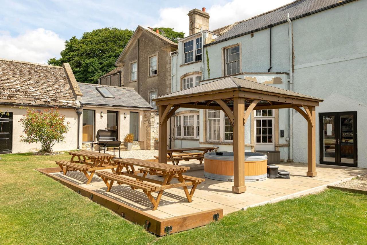 Cotswold Manor House - Country House Retreat With Hot Tub, Ideal For Large Groups Petty France Dış mekan fotoğraf